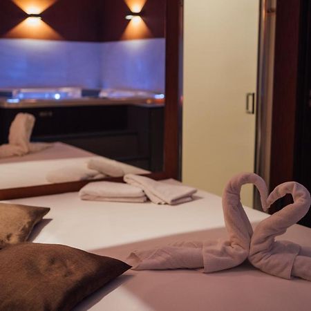 Wellness Relax - Luxusni Otel Prag Dış mekan fotoğraf